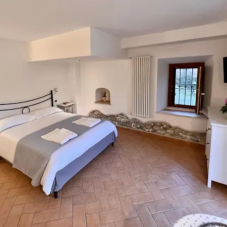 Lo Scrigno Resort *